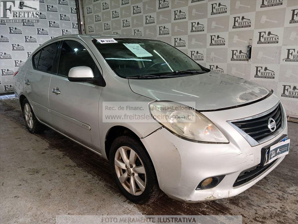 Foto 2: I/NISSAN VERSA 16SL FLEX, 13/14, PLACA: O__-___4, GASOL/ALC, PRATA