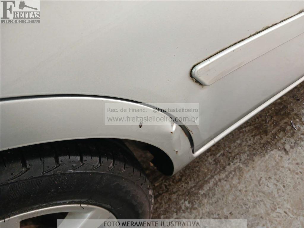 Foto 20 de 22: I/NISSAN VERSA 16SL FLEX, 13/14, PLACA: O__-___4, GASOL/ALC, PRATA