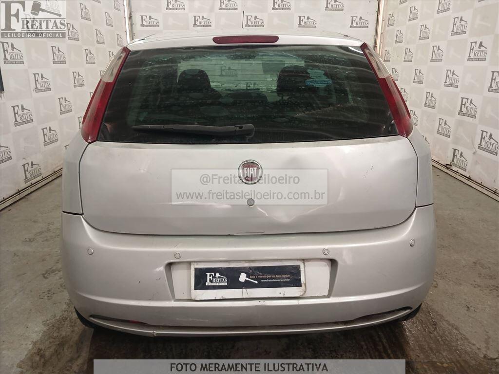 Foto 18 de 23: FIAT/PUNTO ELX 1.4, 07/08, PLACA: D__-___2, GASOL/ALC, PRATA