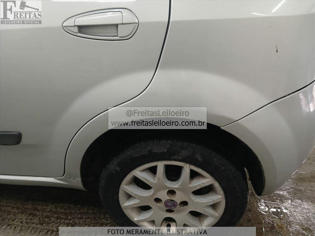 Foto 19 de 23: FIAT/PUNTO ELX 1.4, 07/08, PLACA: D__-___2, GASOL/ALC, PRATA