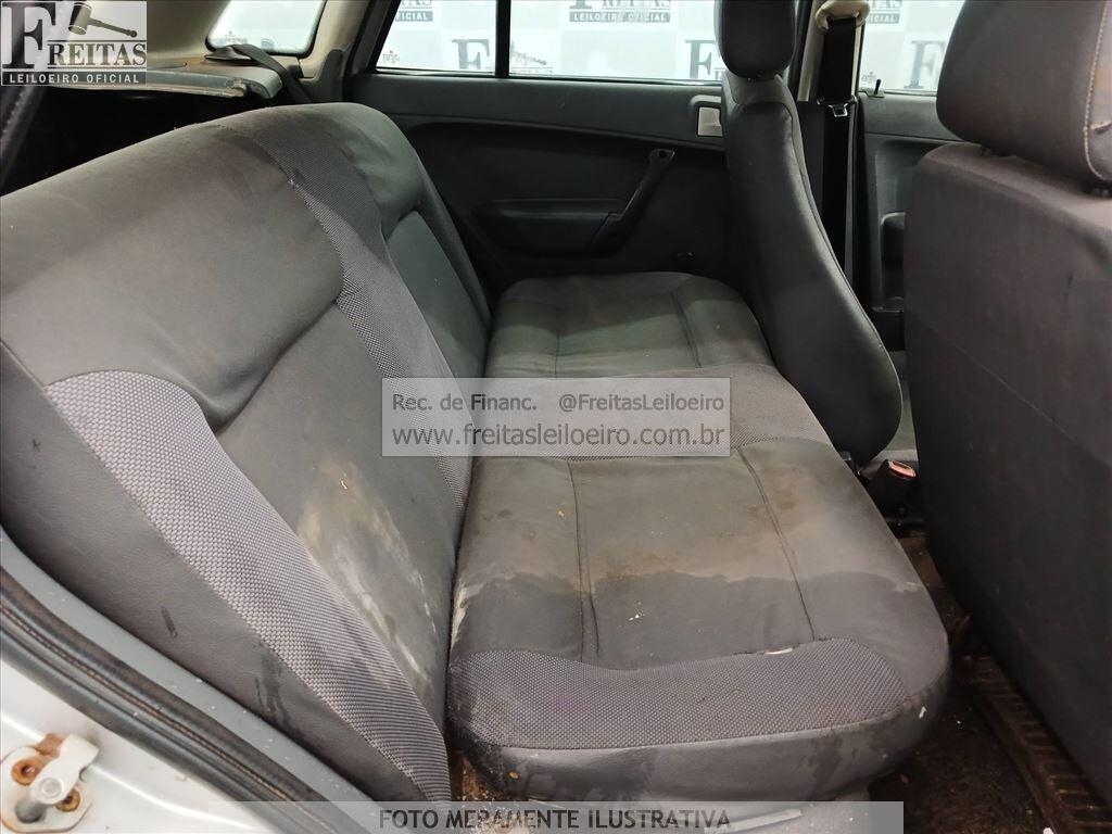 Foto 7 de 22: VW/GOL 1.0 GIV, 08/09, PLACA: H__-___2, GASOL/ALC, PRATA