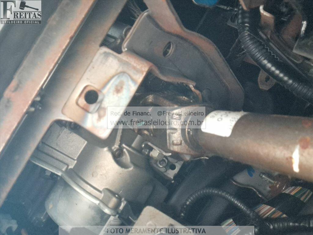 Foto 12 de 20: I/FORD FIESTA SE HA, 11/12, PLACA: F__-___4, GASOL/ALC, PRATA