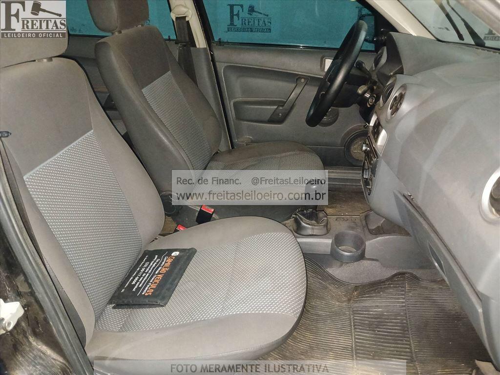 Foto 6 de 17: VW/GOL 1.0 GIV, 12/13, PLACA: H__-___9, GASOL/ALC, PRETA