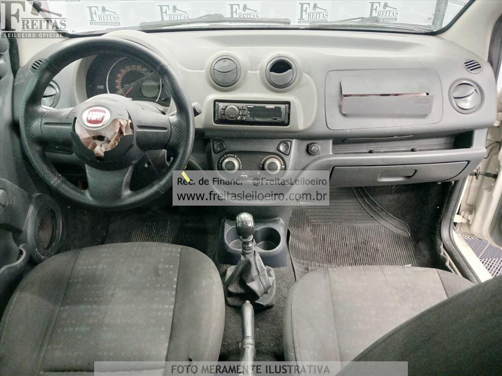 Foto 5: FIAT/UNO VIVACE 1.0, 14/15, PLACA: P__-___3, GASOL/ALC, BRANCA