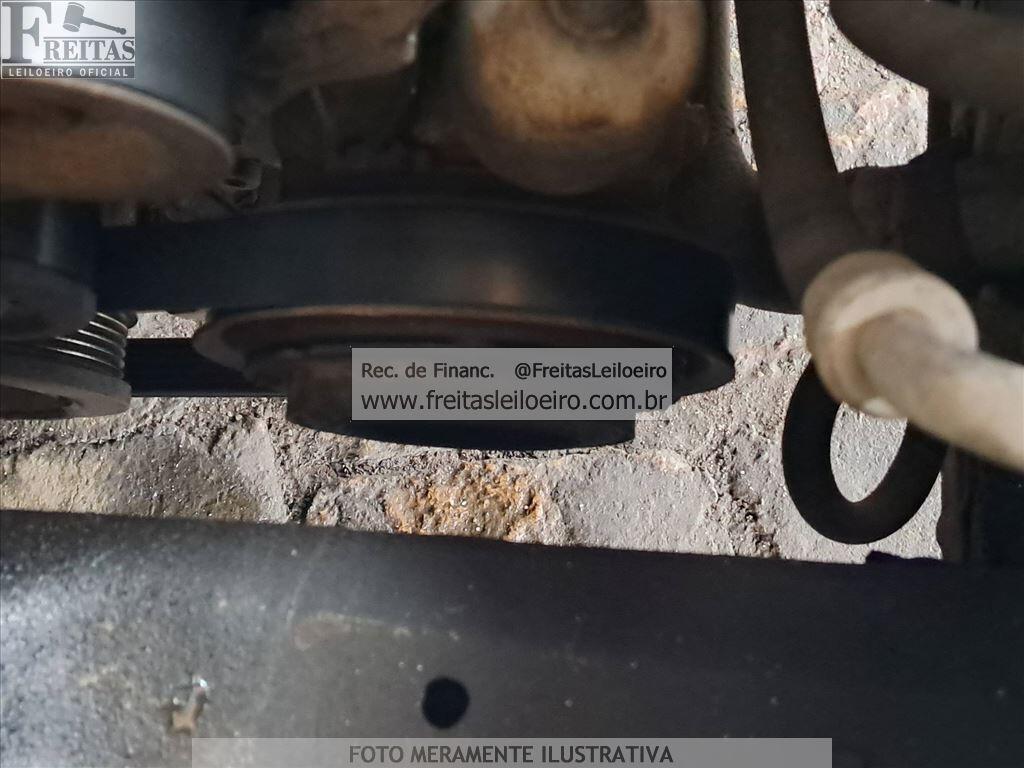 Foto 14 de 21: TOYOTA/COROLLA XLI16VVT, 03/04, PLACA: J__-___0, GASOLINA, PRETA