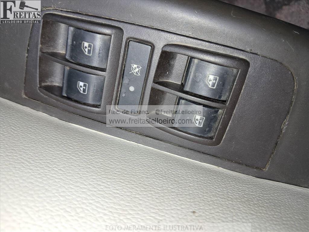 Foto 15 de 22: FIAT/SIENA ESSENCE 1.6, 13/14, PLACA: O__-___9, GASOL/ALC/GN, BRANCA