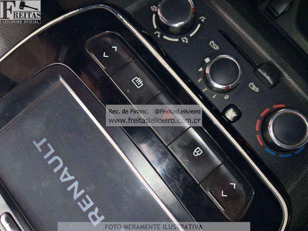 Foto 12 de 21: RENAULT/KWID INTENS 10MT, 18/19, PLACA: F__-___3, GASOL/ALC, PRATA