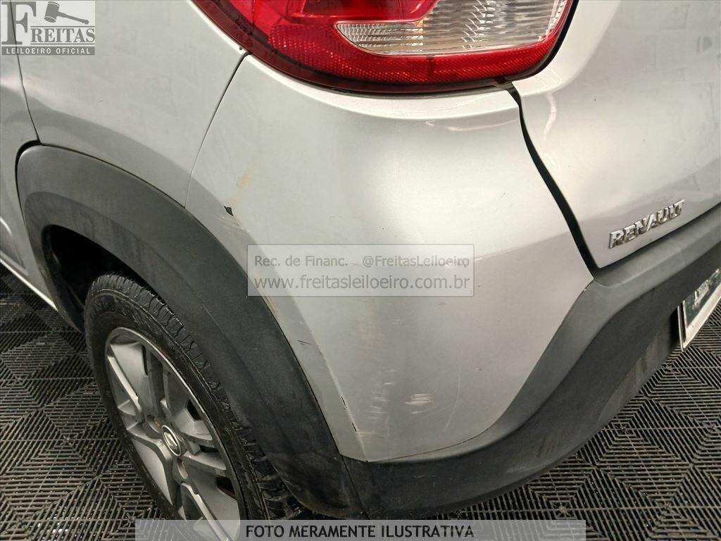 Foto 18 de 21: RENAULT/KWID INTENS 10MT, 18/19, PLACA: F__-___3, GASOL/ALC, PRATA