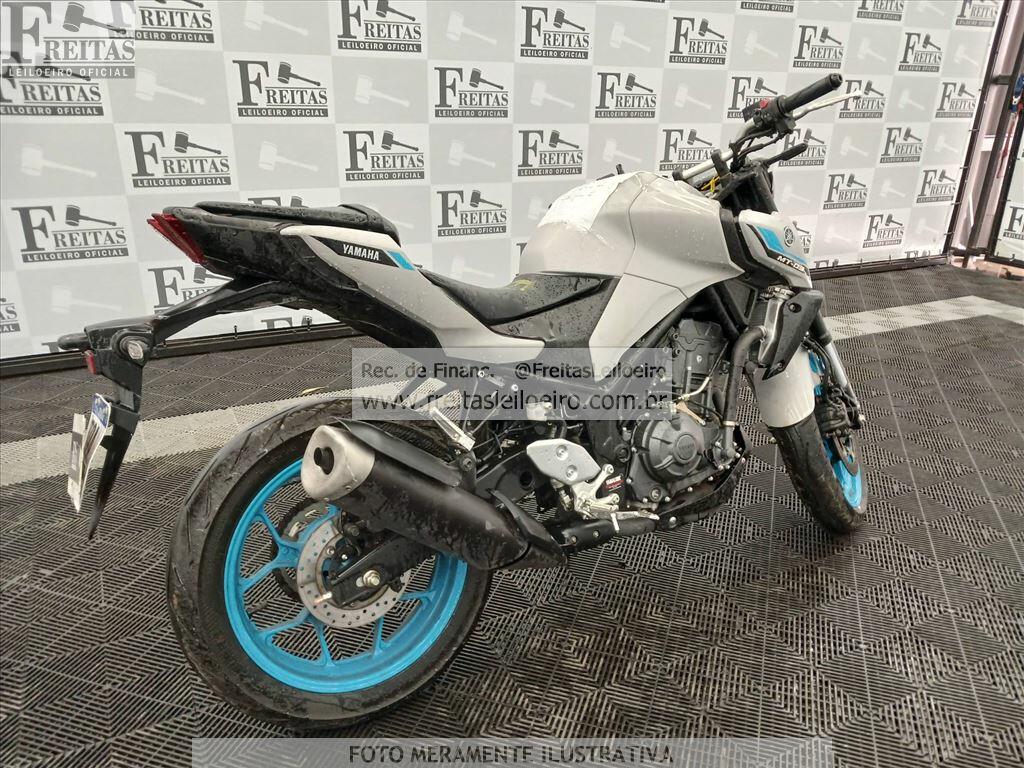 Foto 4: YAMAHA/MT03 ABS, 26/27, PLACA: T__-___3, GASOLINA, CINZA