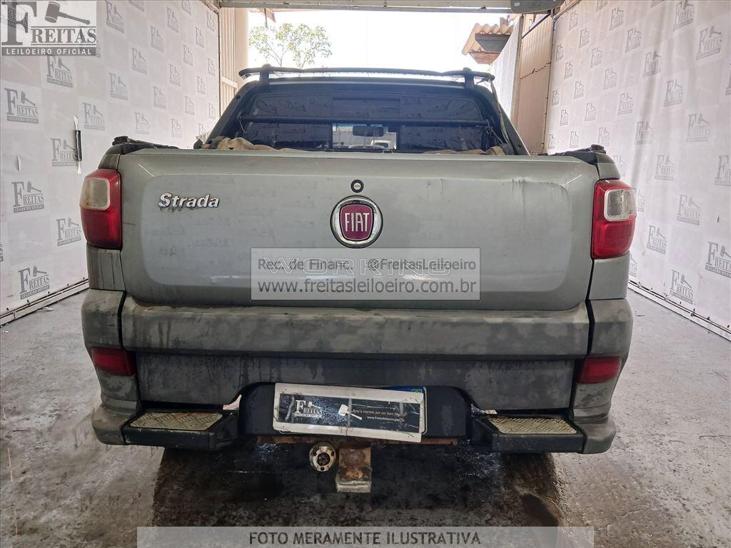 Foto 14 de 18: FIAT/STRADA WORKING CD, 15/16, PLACA: F__-___4, GASOL/ALC, CINZA