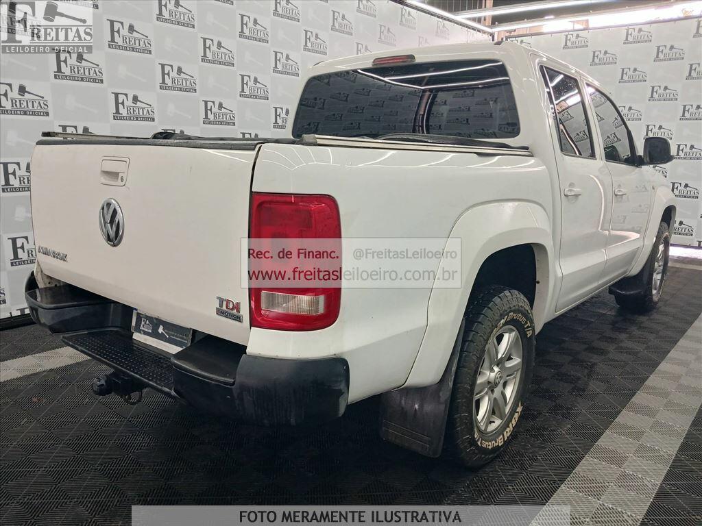 Foto 4: I/VW AMAROK CD 4X4 TREND, 14/15, PLACA: Q__-___1, DIESEL, BRANCA