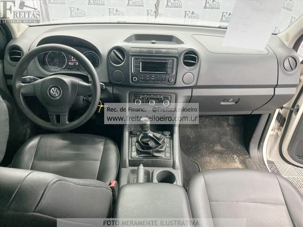Foto 5: I/VW AMAROK CD 4X4 TREND, 14/15, PLACA: Q__-___1, DIESEL, BRANCA