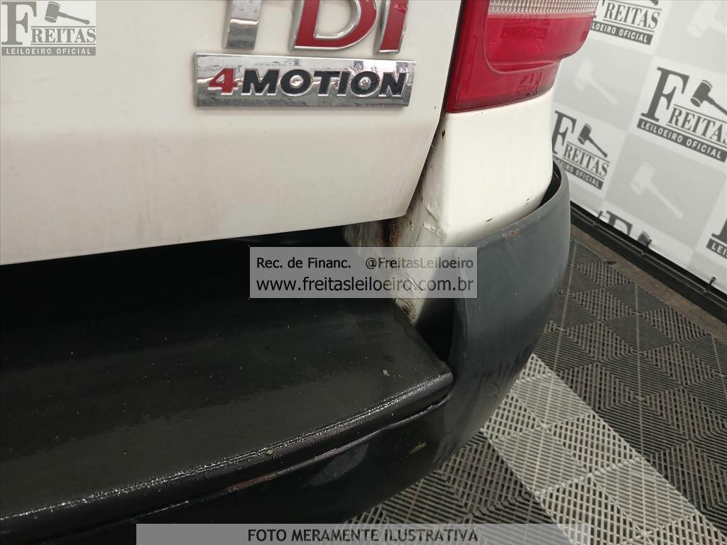 Foto 10 de 19: I/VW AMAROK CD 4X4 TREND, 14/15, PLACA: Q__-___1, DIESEL, BRANCA