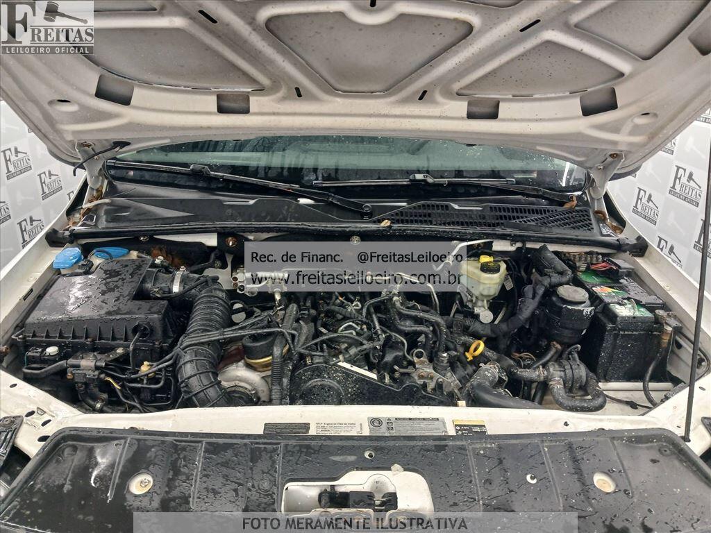 Foto 11 de 19: I/VW AMAROK CD 4X4 TREND, 14/15, PLACA: Q__-___1, DIESEL, BRANCA