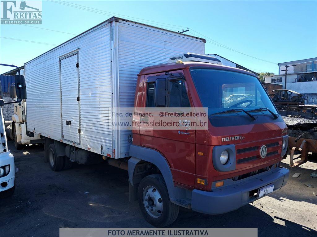 Foto 2: VW/8.150 E DELIVERY PLUS, 10/10, PLACA: H__-___0, DIESEL, VERMELHA