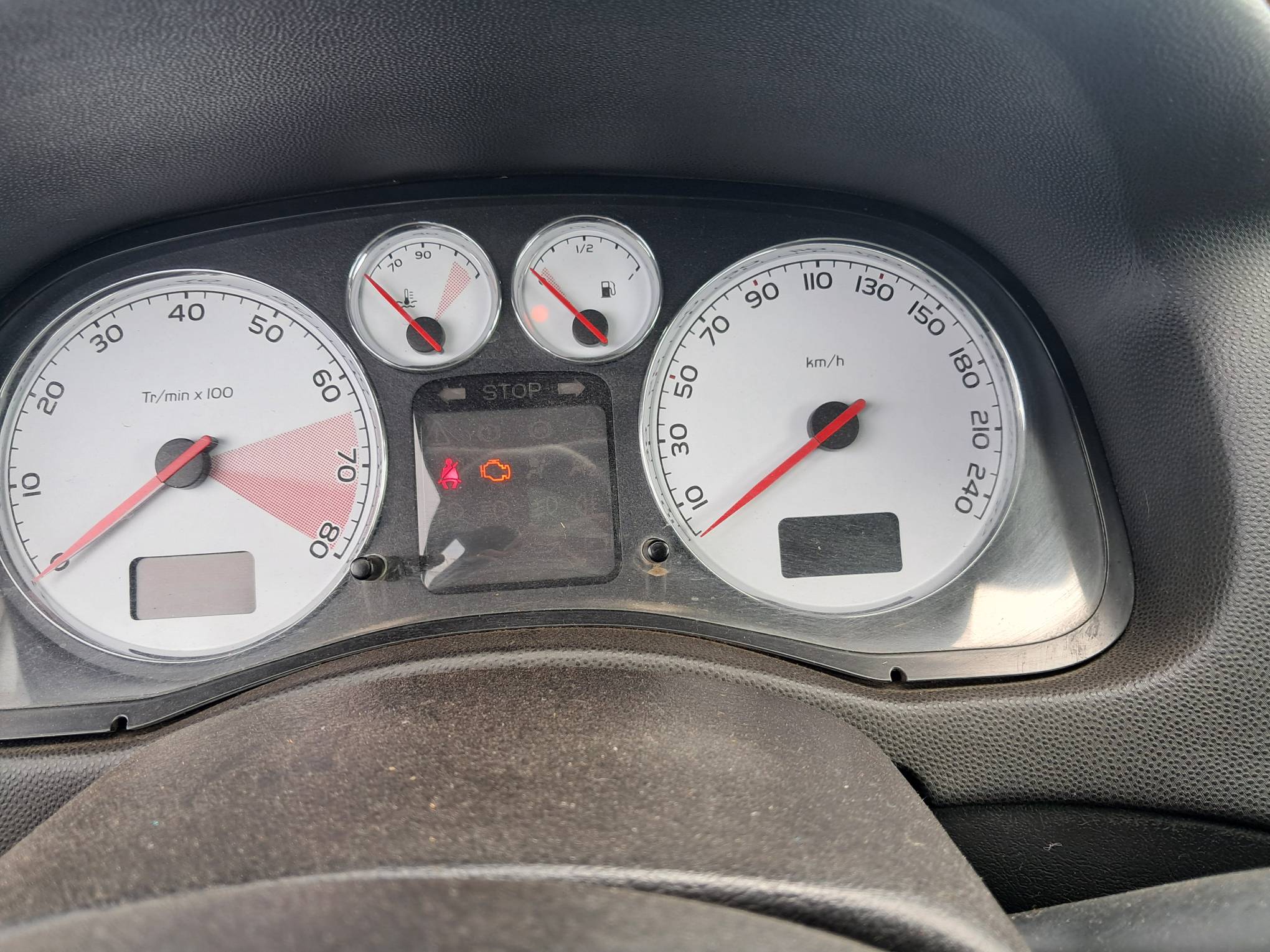 Foto 36 de 36: I/PEUGEOT 307SD 20S A GR, 06/07, PLACA: M__-___0, GASOLINA, PRATA