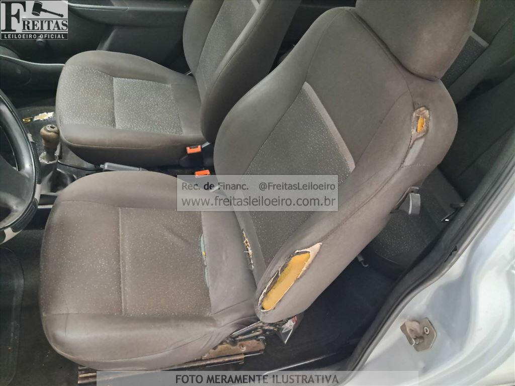 Foto 8 de 25: CHEVROLET/CELTA 1.0L LS, 11/12, PLACA: M__-___2, GASOL/ALC, PRATA