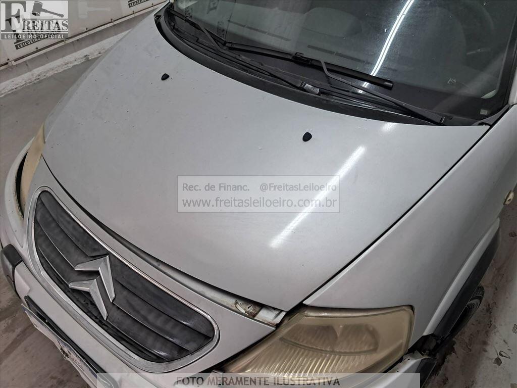 Foto 17 de 25: CITROEN/C3 XTR 16 FLEX, 09/10, PLACA: L__-___0, GASOL/ALC, PRATA