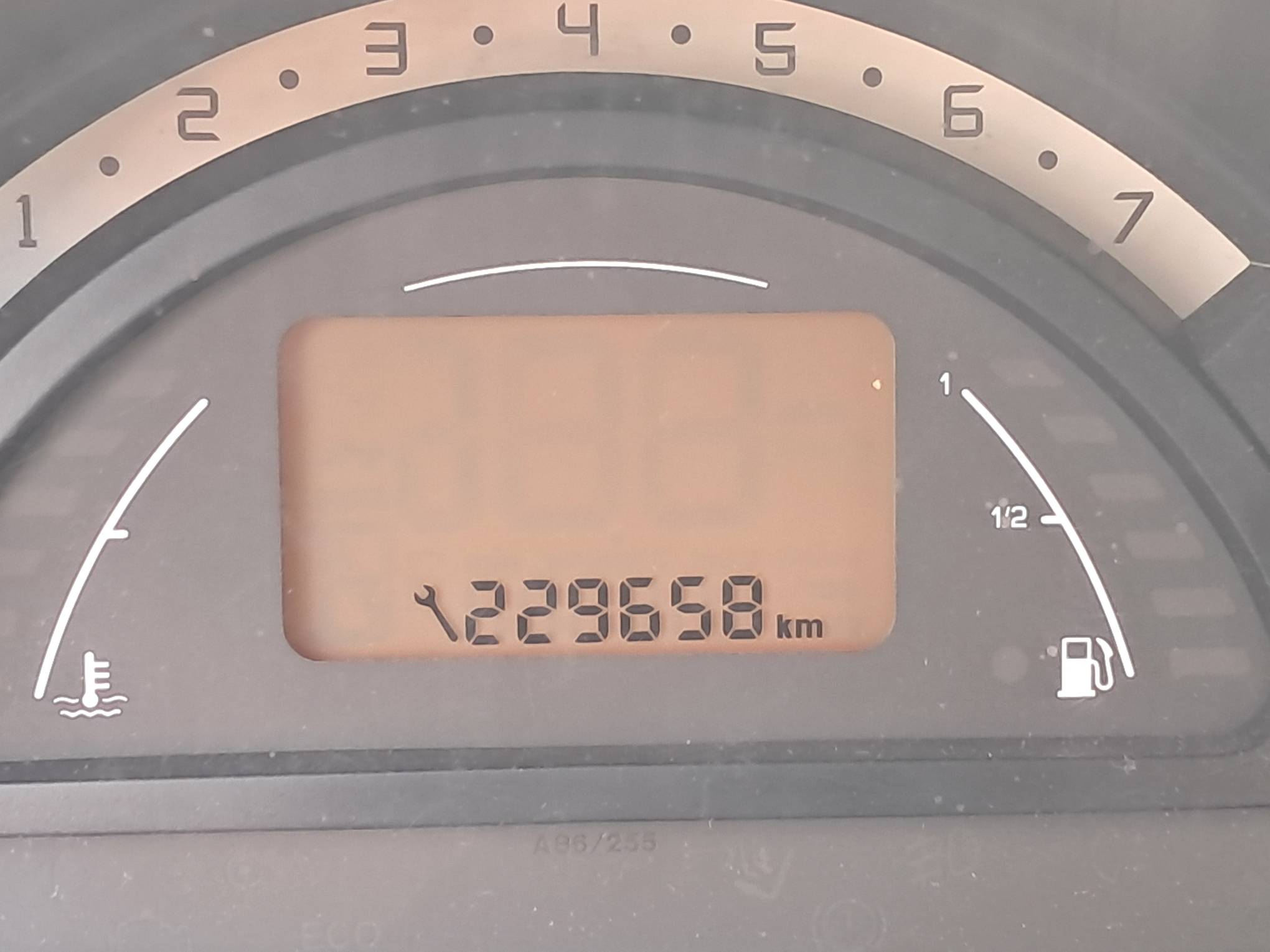 Foto 25 de 25: CITROEN/C3 XTR 16 FLEX, 09/10, PLACA: L__-___0, GASOL/ALC, PRATA
