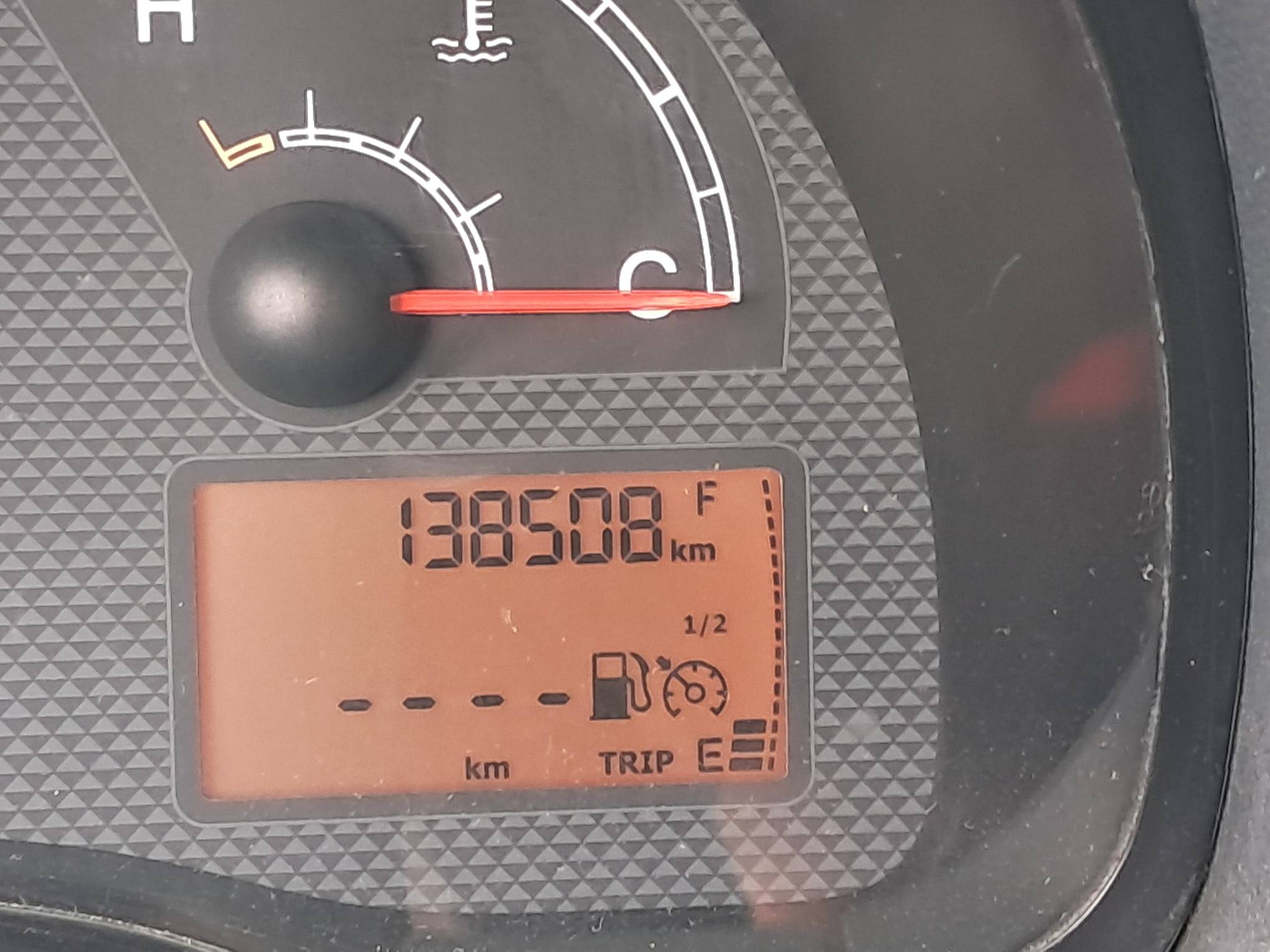 Foto 18 de 18: I/FIAT SIENA EL FLEX, 09/10, PLACA: D__-___4, GASOL/ALC, CINZA