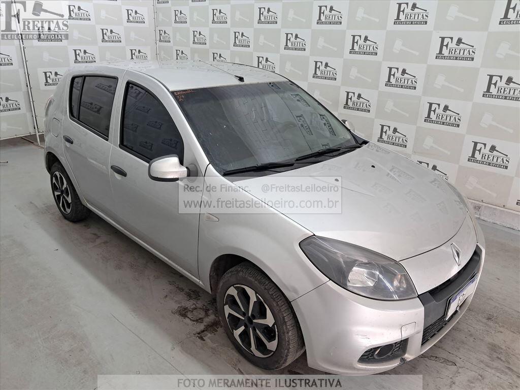 Foto 2: RENAULT/SANDERO EXP 16HP, 13/14, PLACA: I__-___8, GASOL/ALC, PRATA