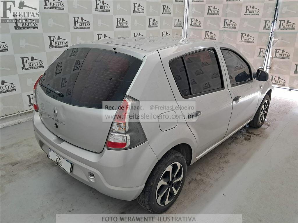Foto 4: RENAULT/SANDERO EXP 16HP, 13/14, PLACA: I__-___8, GASOL/ALC, PRATA