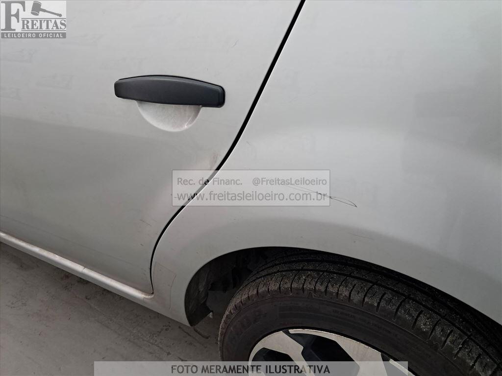 Foto 20 de 25: RENAULT/SANDERO EXP 16HP, 13/14, PLACA: I__-___8, GASOL/ALC, PRATA