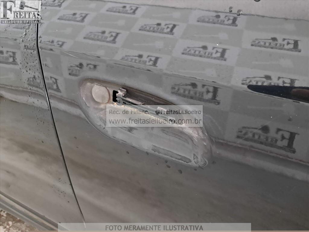 Foto 10 de 28: CHEVROLET/ONIX 1.0MT LT, 13/13, PLACA: N__-___3, GASOL/ALC, PRETA