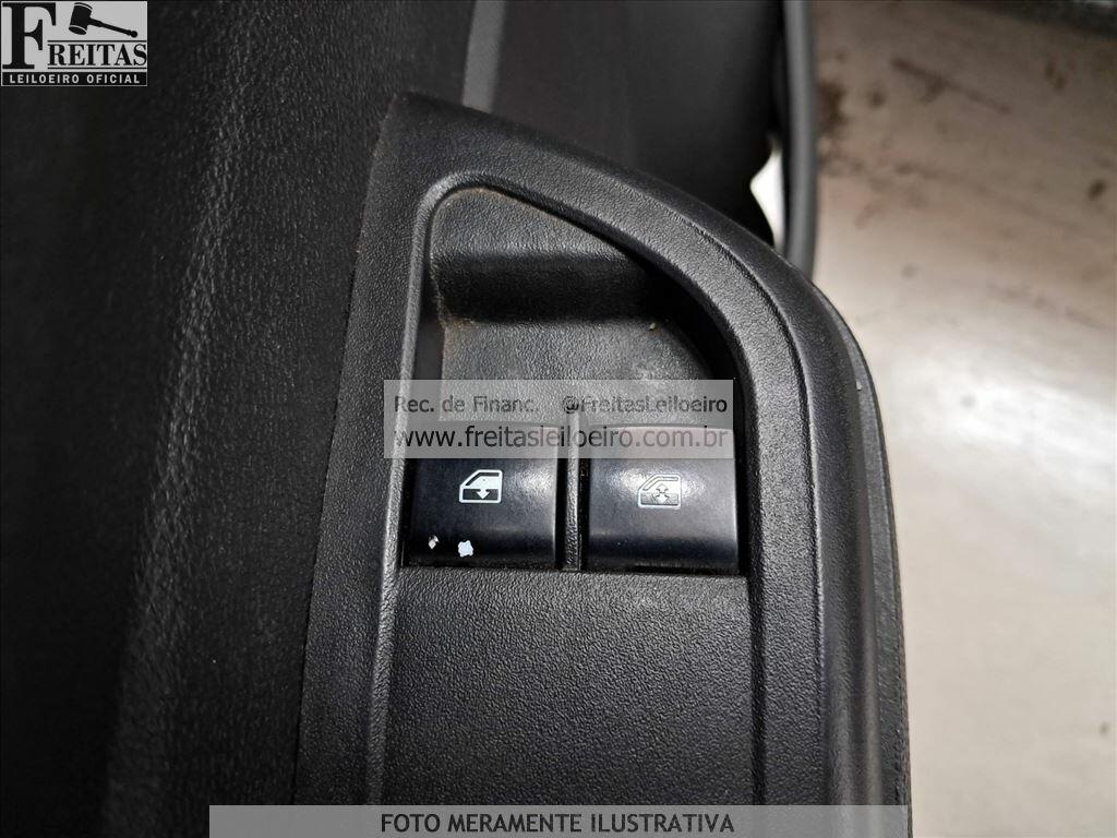 Foto 14 de 28: CHEVROLET/ONIX 1.0MT LT, 13/13, PLACA: N__-___3, GASOL/ALC, PRETA