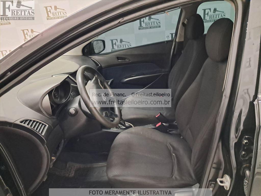 Foto 6 de 26: HYUNDAI/HB20S 1.6M 1.6M, 13/14, PLACA: O__-___0, GASOL/ALC, PRETA