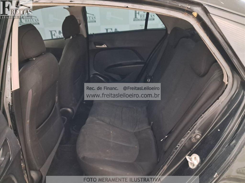 Foto 7 de 26: HYUNDAI/HB20S 1.6M 1.6M, 13/14, PLACA: O__-___0, GASOL/ALC, PRETA