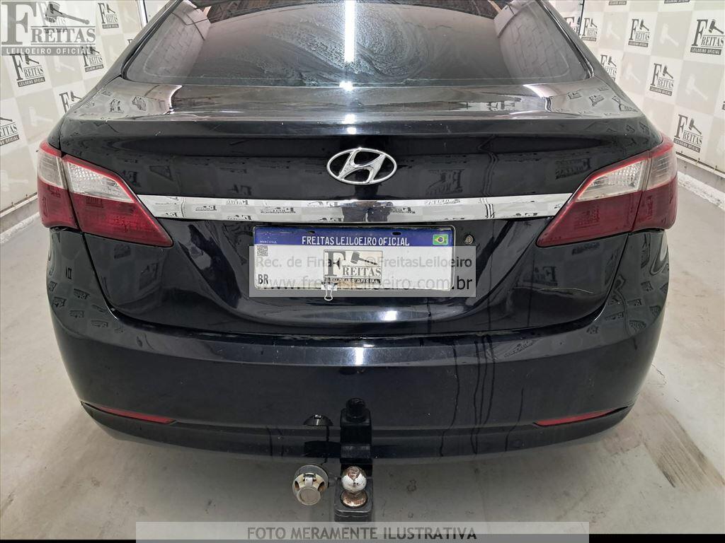 Foto 25 de 26: HYUNDAI/HB20S 1.6M 1.6M, 13/14, PLACA: O__-___0, GASOL/ALC, PRETA