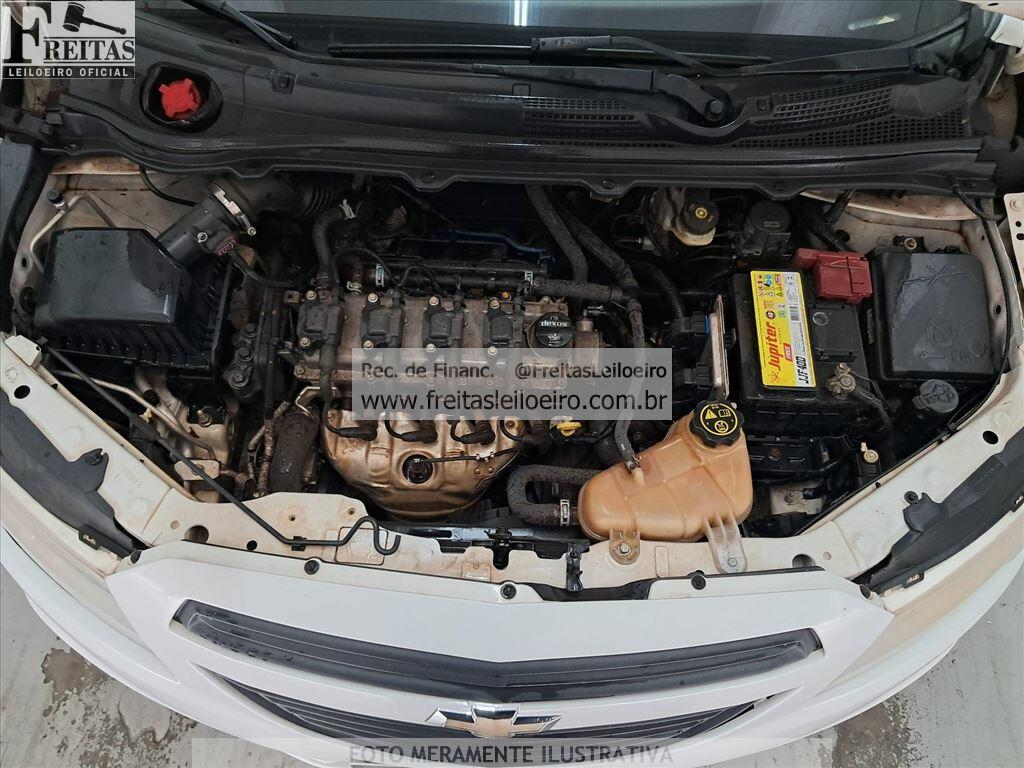 Foto 8 de 23: CHEVROLET/ONIX 10MT JOYE, 16/17, PLACA: B__-___8, GASOL/ALC, BRANCA