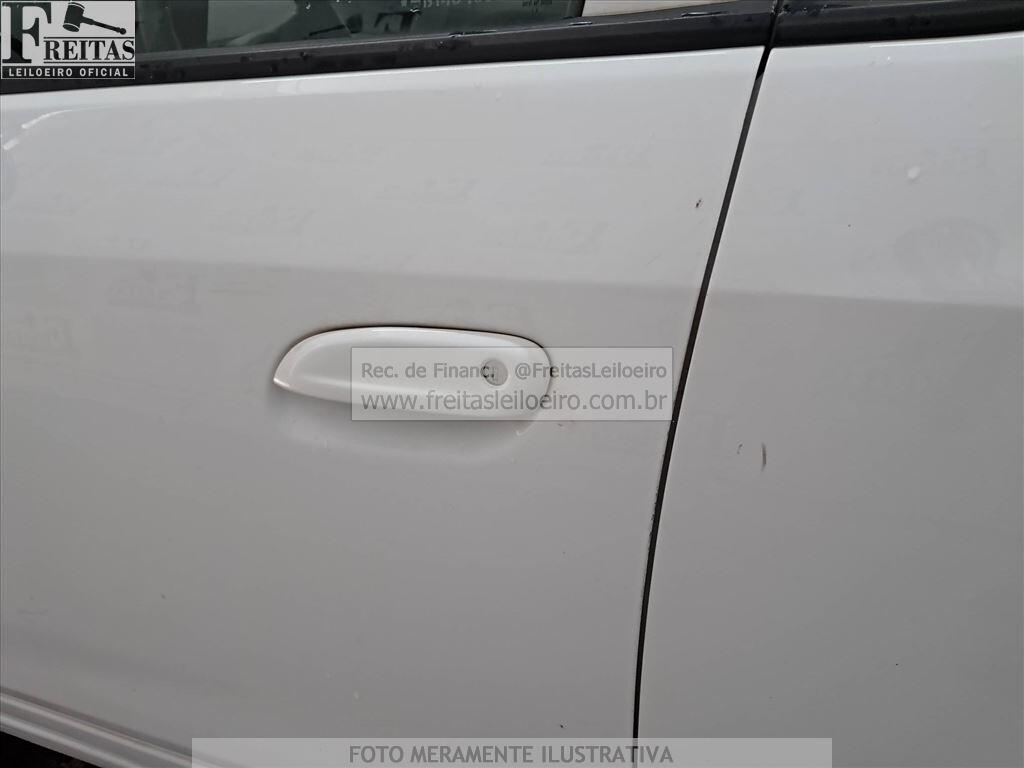 Foto 18 de 23: CHEVROLET/ONIX 10MT JOYE, 16/17, PLACA: B__-___8, GASOL/ALC, BRANCA