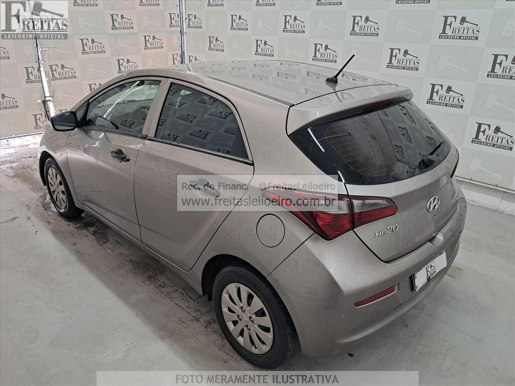 Foto 3: HYUNDAI/HB20 1.0M UNIQUE, 19/19, PLACA: D__-___1, GASOL/ALC, PRATA