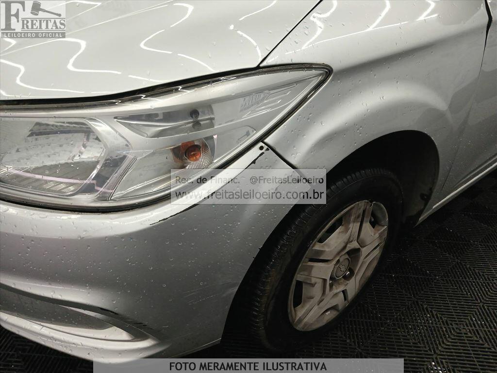 Foto 13 de 21: CHEVROLET/ONIX 10MT JOYE, 16/17, SUCATA S/ DIREITO A DOCUMENTO, GASOL/ALC, PRATA
