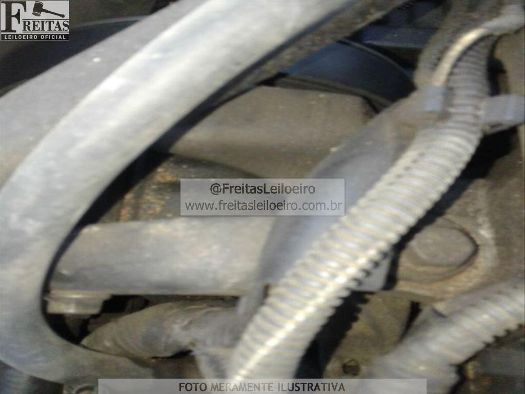 Foto 16 de 20: RENAULT/CLIO PRI 16 16VS, 03/04, SUCATA S/ DIREITO A DOCUMENTO, GASOL/GNV, CINZA