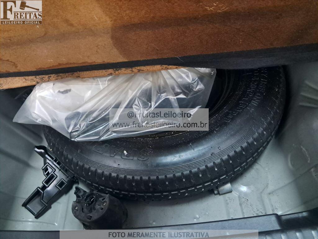 Foto 10 de 16: HONDA/HR-V EXL CVT, 17/17, PLACA: F__-___4, SUCATA S/ DIREITO A DOCUMENTO, GASOL...