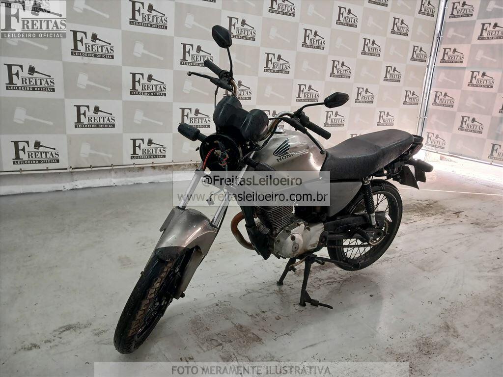 Foto 16 de 32: HONDA/CG 150 TITAN KS, 08/09, PLACA: M__-___4, SUCATA S/ DIREITO A DOCUMENTO, GA...