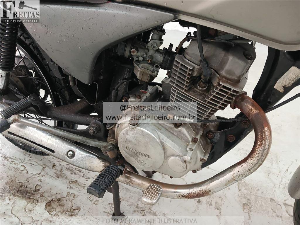 Foto 30 de 32: HONDA/CG 150 TITAN KS, 08/09, PLACA: M__-___4, SUCATA S/ DIREITO A DOCUMENTO, GA...