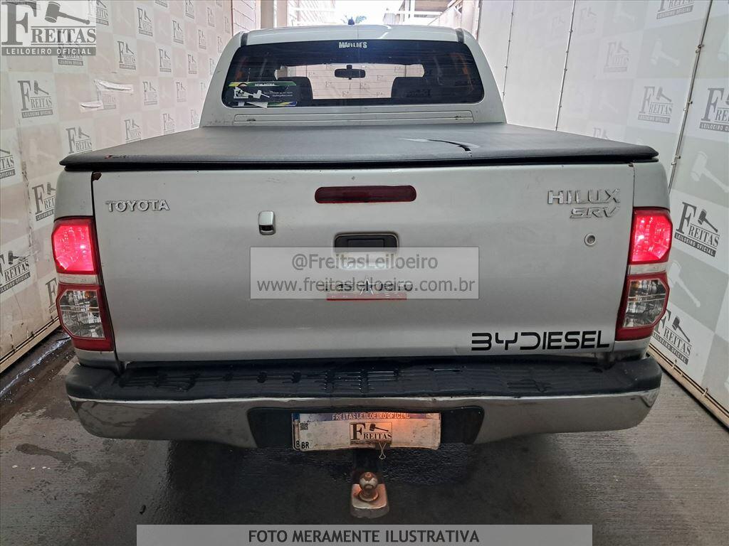 Foto 22 de 27: I/TOYOTA HILUX CD4X4 SRV, 12/13, PLACA: E__-___4, DIESEL, PRATA