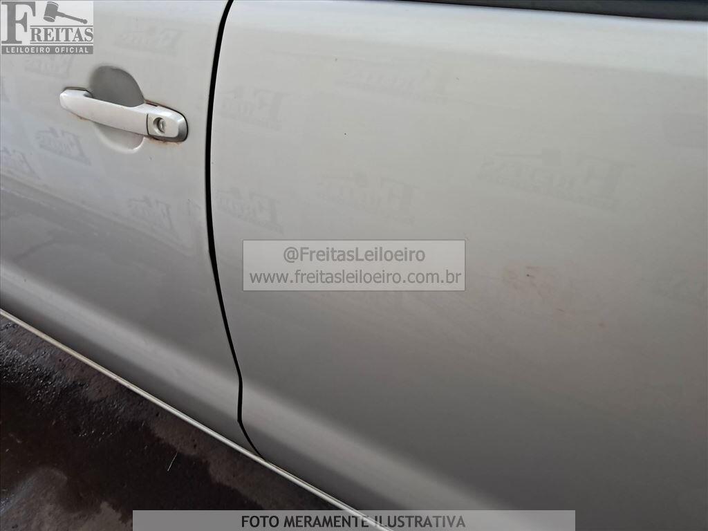Foto 25 de 27: I/TOYOTA HILUX CD4X4 SRV, 12/13, PLACA: E__-___4, DIESEL, PRATA