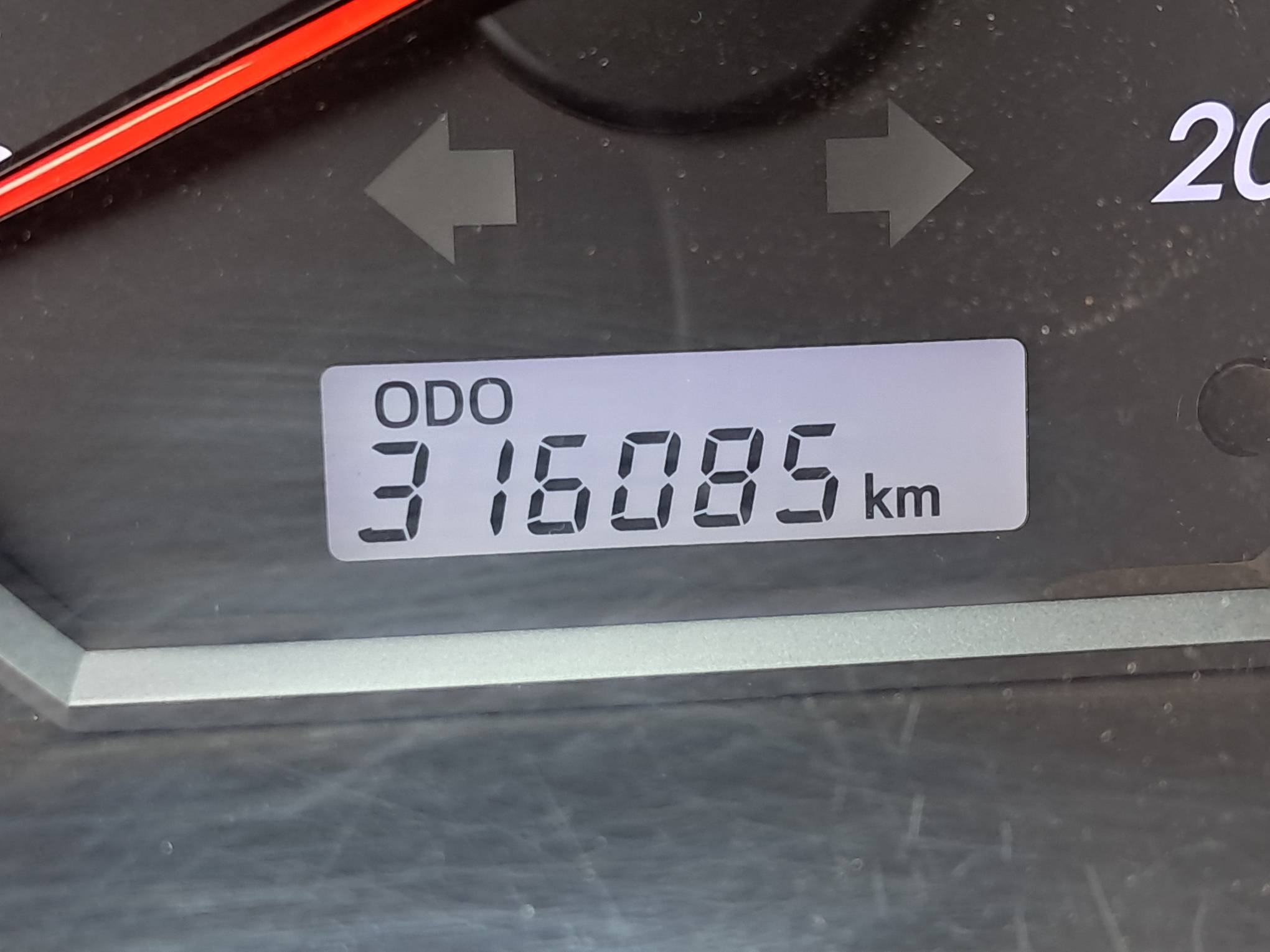 Foto 27 de 27: I/TOYOTA HILUX CD4X4 SRV, 12/13, PLACA: E__-___4, DIESEL, PRATA