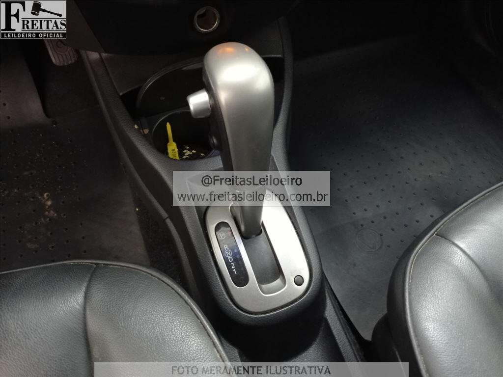 Foto 8 de 18: NISSAN/LIVINA XGEAR 18SL, 12/13, PLACA: O__-___4, GASOL/ALC, PRATA