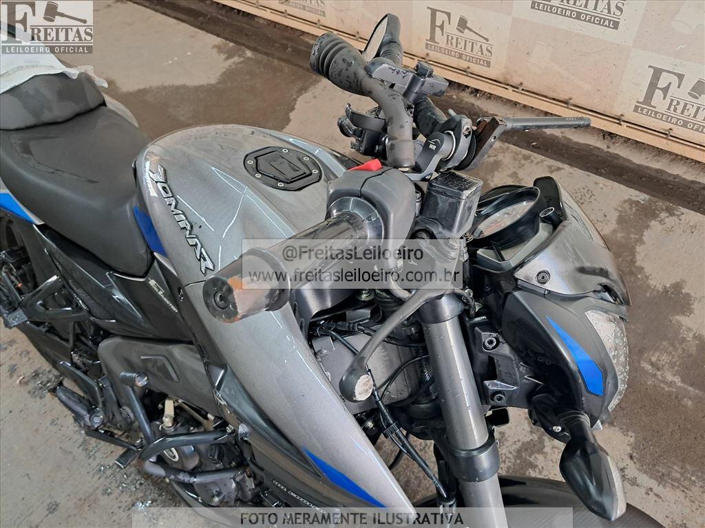 Foto 11 de 15: BAJAJ/DOMINAR D160, 24/25, PLACA: T__-___4, GASOLINA, CINZA