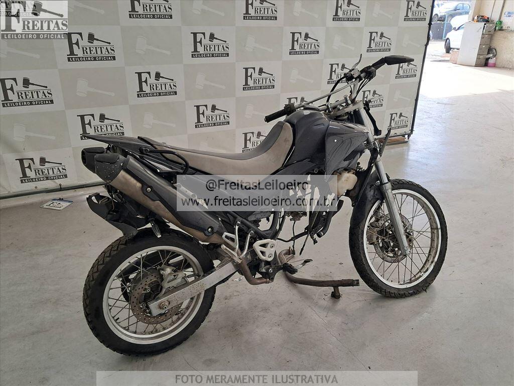 Foto 4: YAMAHA/XT 660R, 16/17, PLACA: K__-___4, GASOLINA, PRETA