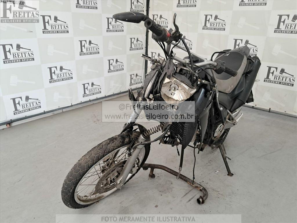 Foto 6 de 19: YAMAHA/XT 660R, 16/17, PLACA: K__-___4, GASOLINA, PRETA