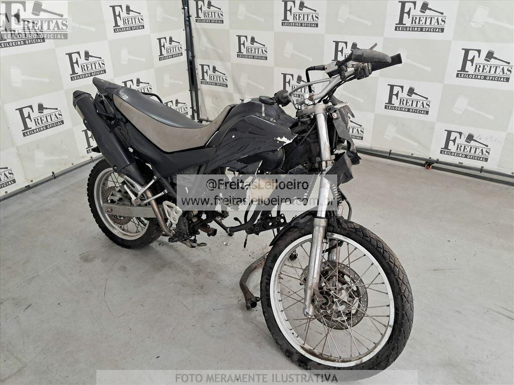 Foto 14 de 19: YAMAHA/XT 660R, 16/17, PLACA: K__-___4, GASOLINA, PRETA