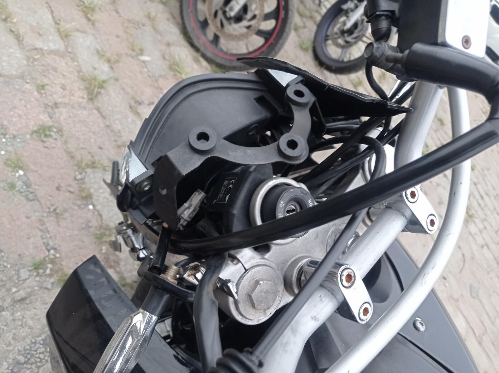 Foto 19 de 19: YAMAHA/XT 660R, 16/17, PLACA: K__-___4, GASOLINA, PRETA