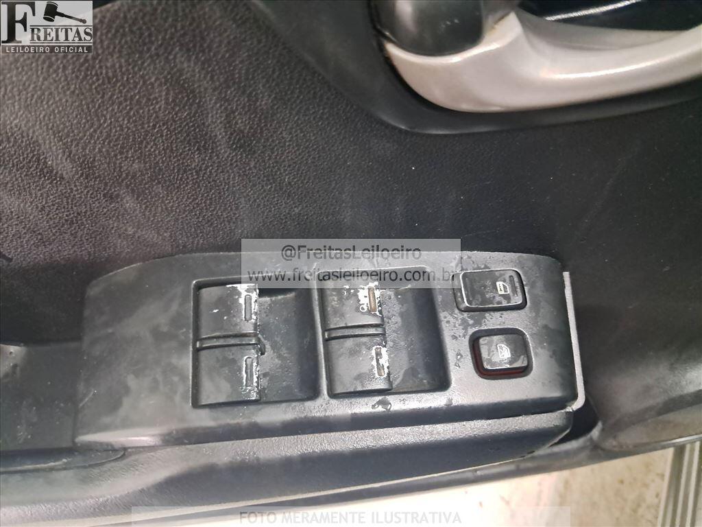 Foto 12 de 17: HONDA/FIT LX FLEX, 11/11, PLACA: E__-___4, GASOL/ALC, CINZA